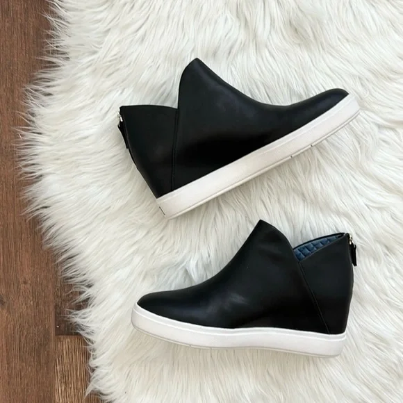 NWOT | DR. SCHOLLS | Madison Hi Wedge Sneaker Bootie | Black | Size 9.5 - Picture 2 of 9